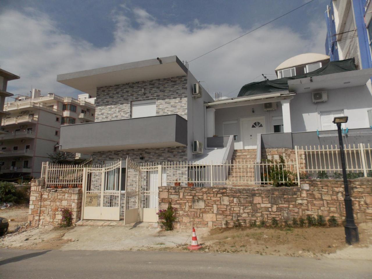 Vasili Sunstay Apartments Saranda Kültér fotó